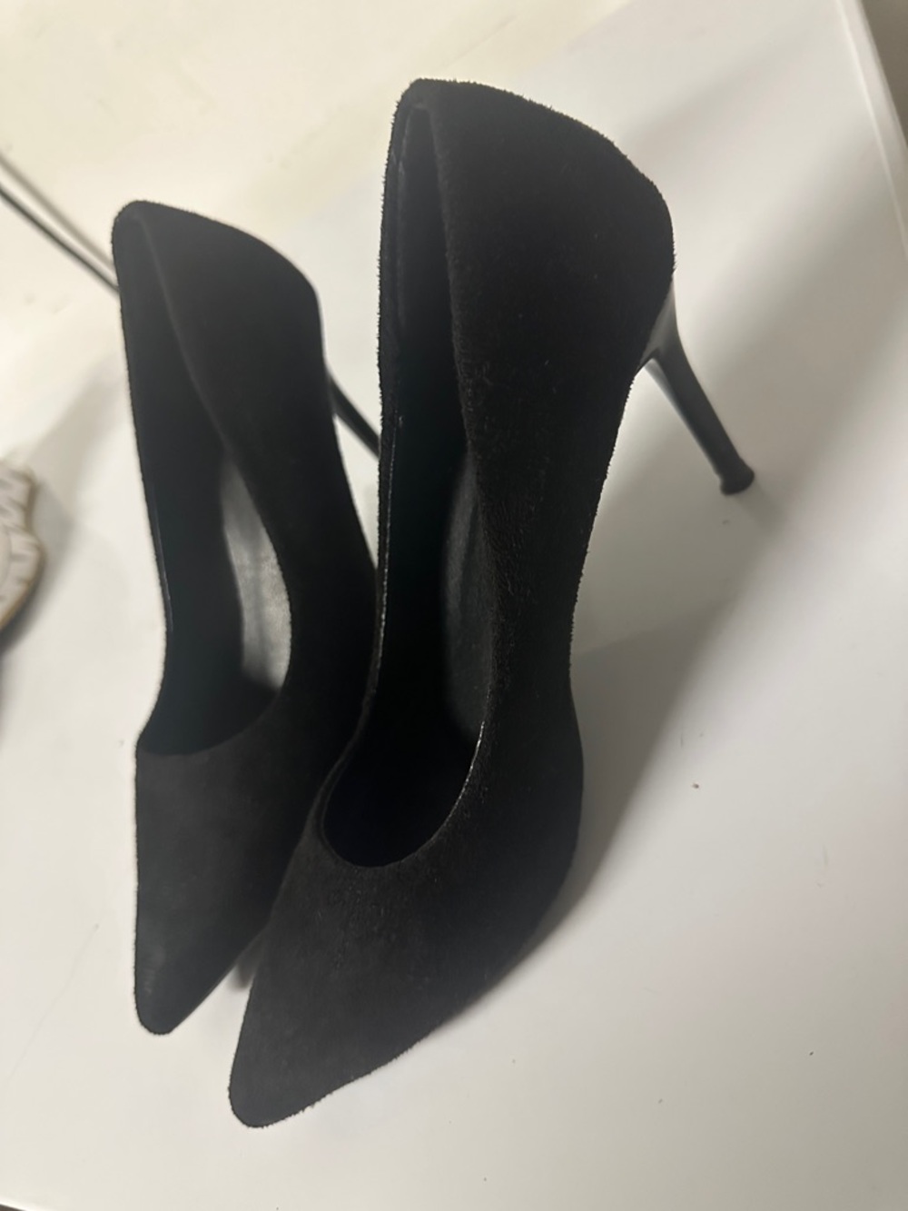 Source Unknown Black Pointed Suede Stiletto Heels